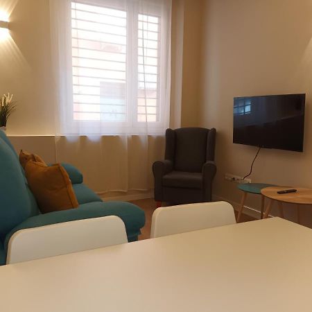 La Casona Del Eboni Appartement Alcalá de Henares Buitenkant foto