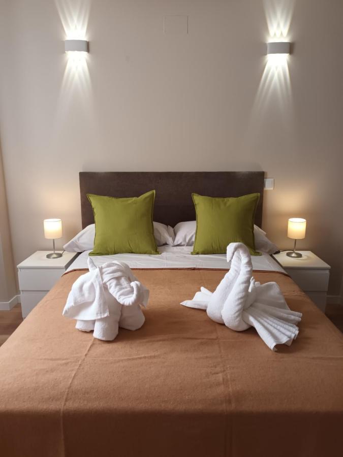 La Casona Del Eboni Appartement Alcalá de Henares Buitenkant foto