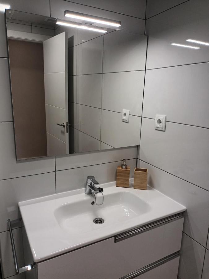 La Casona Del Eboni Appartement Alcalá de Henares Buitenkant foto
