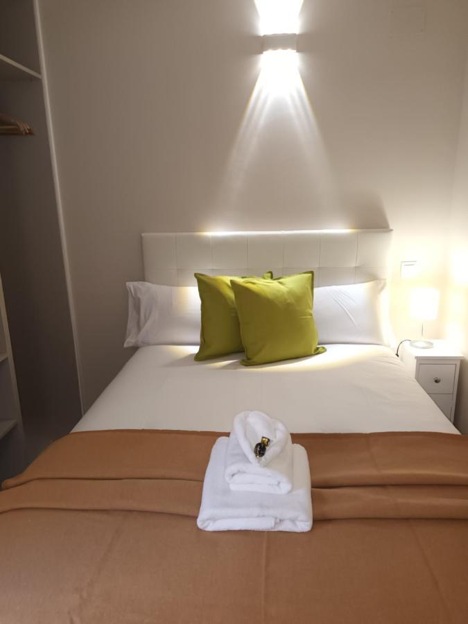 La Casona Del Eboni Appartement Alcalá de Henares Kamer foto